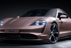 Porsche lance une version "entrée de gamme" de sa Taycan électrique, à moins de 90 000€