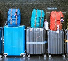 Cette vidéo TikTok veut vous montrer comment éviter de payer les frais d’excès de bagage en avion