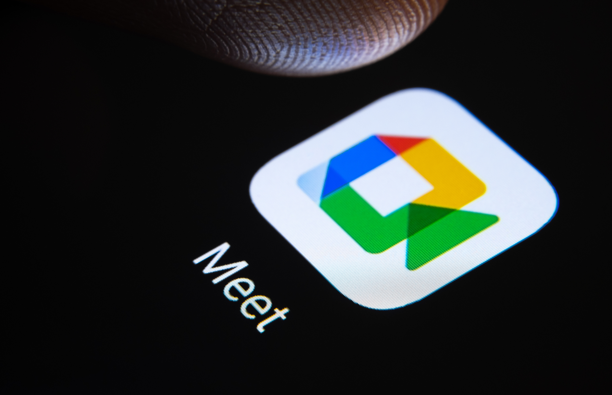 Google Meet permet maintenant de faire taire définitivement un participant