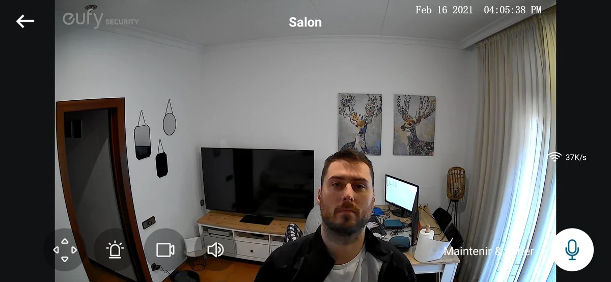 Test eufy Indoor Cam 2K Pan & Tilt © Alexandre Schmid pour Clubic