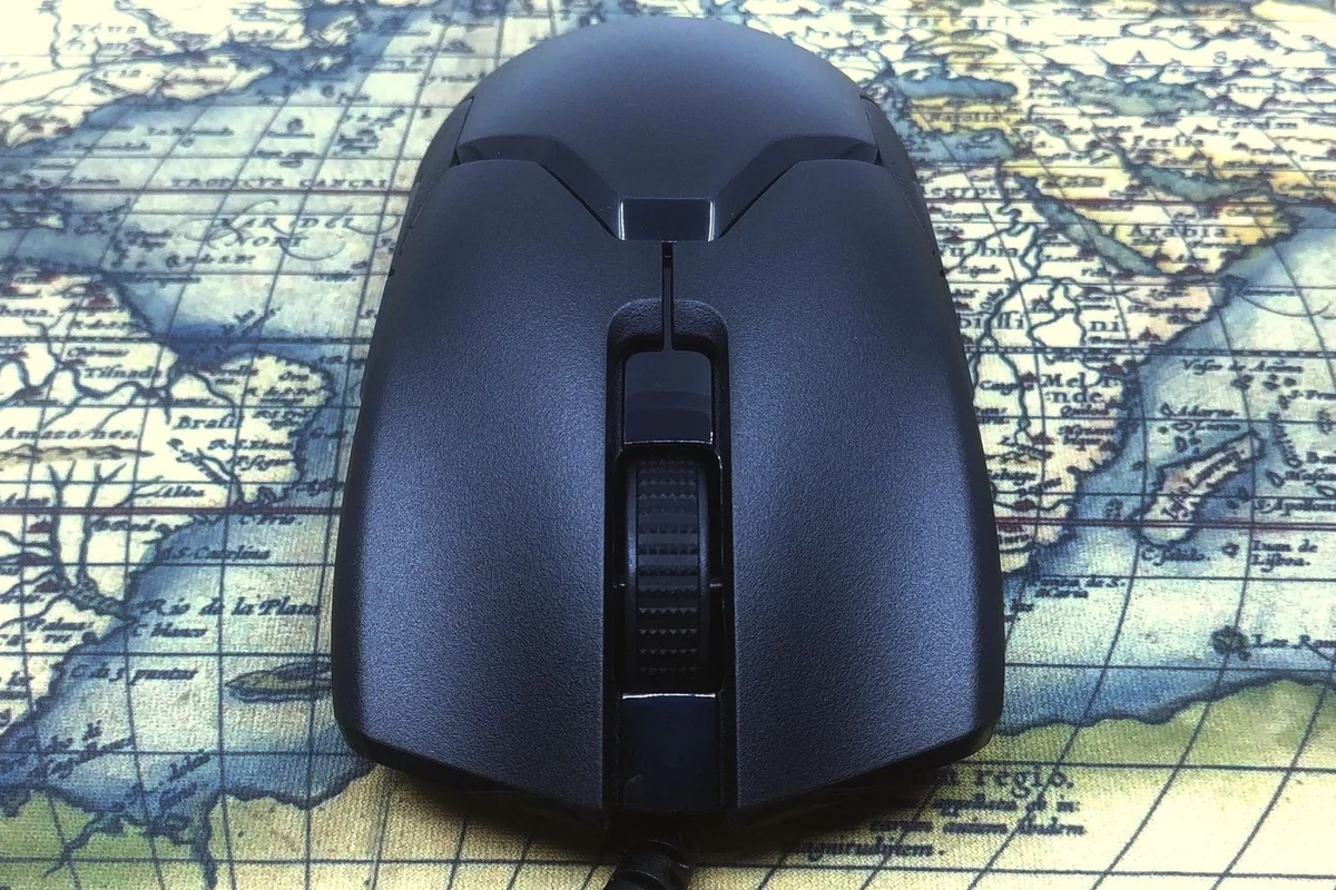 Razer Viper 8K © Nerces