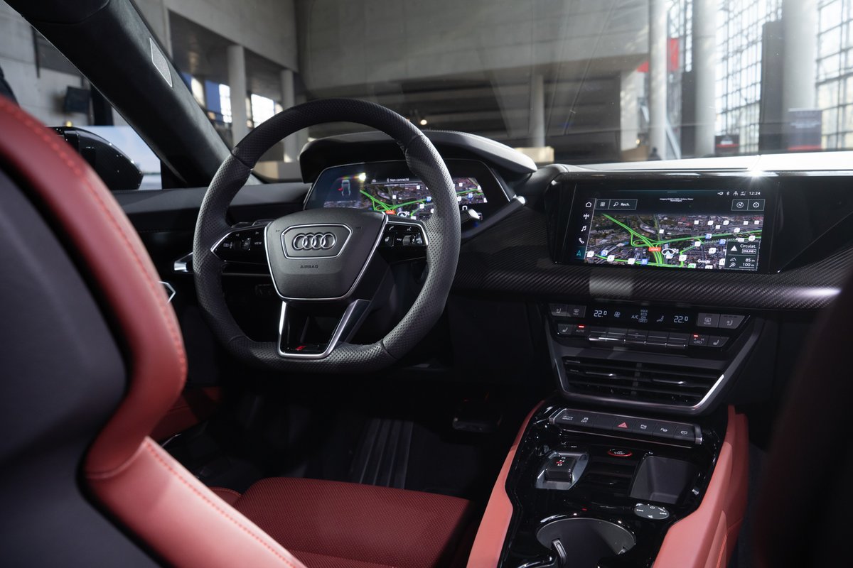 L&#039;écran tactile en partie basse a disparu - Audi
