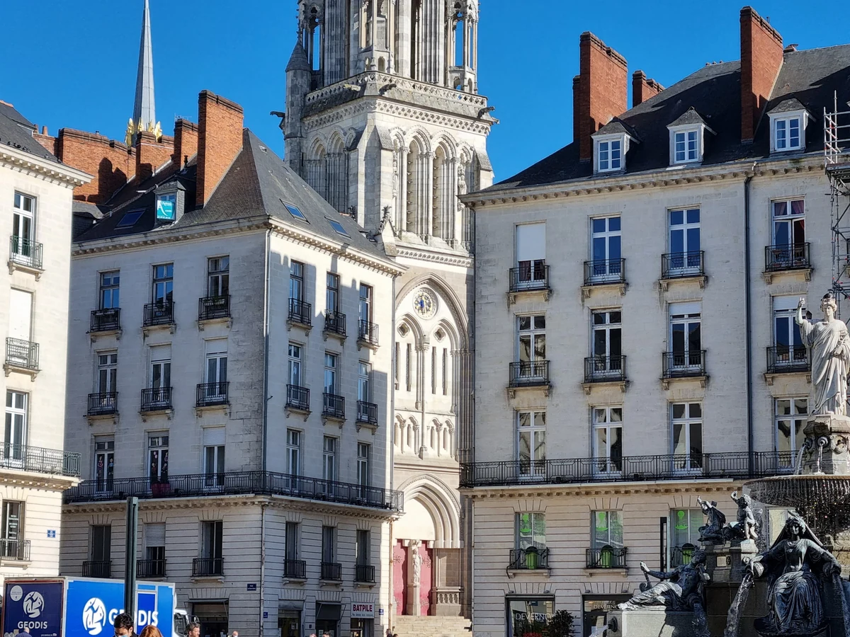 Samsung Galaxy S21 test © © Pierre Crochart pour Clubic