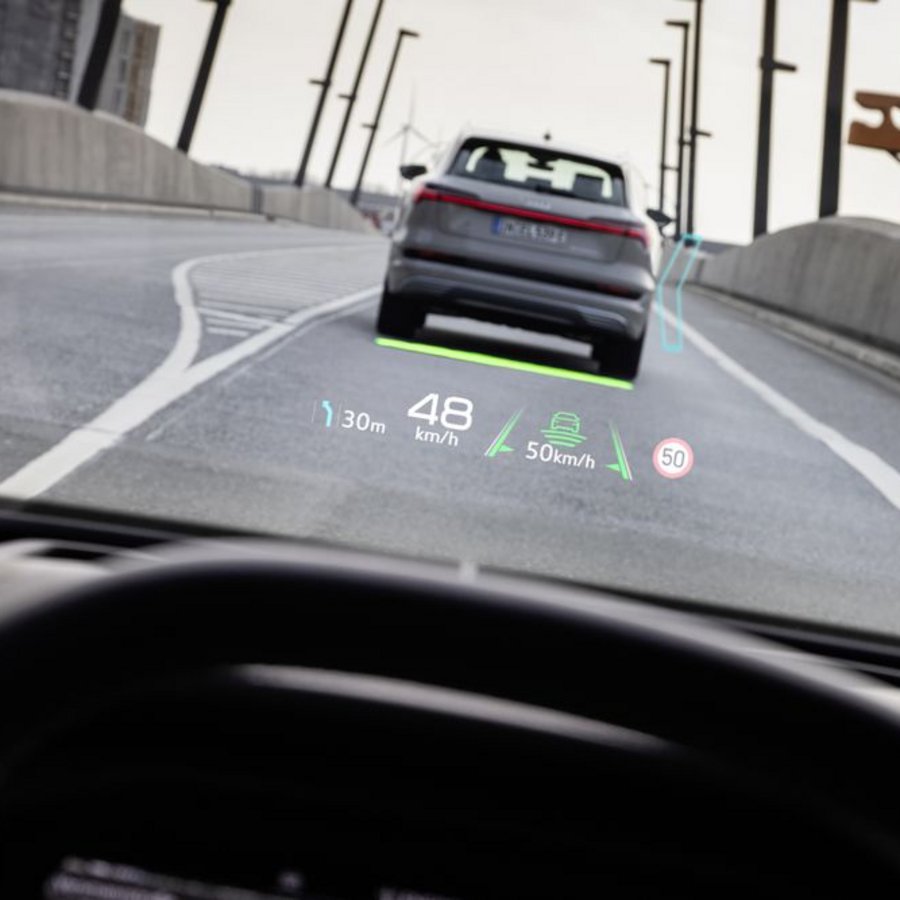 Audi dévoile son nouvel affichage tête haute en réalité augmentée
