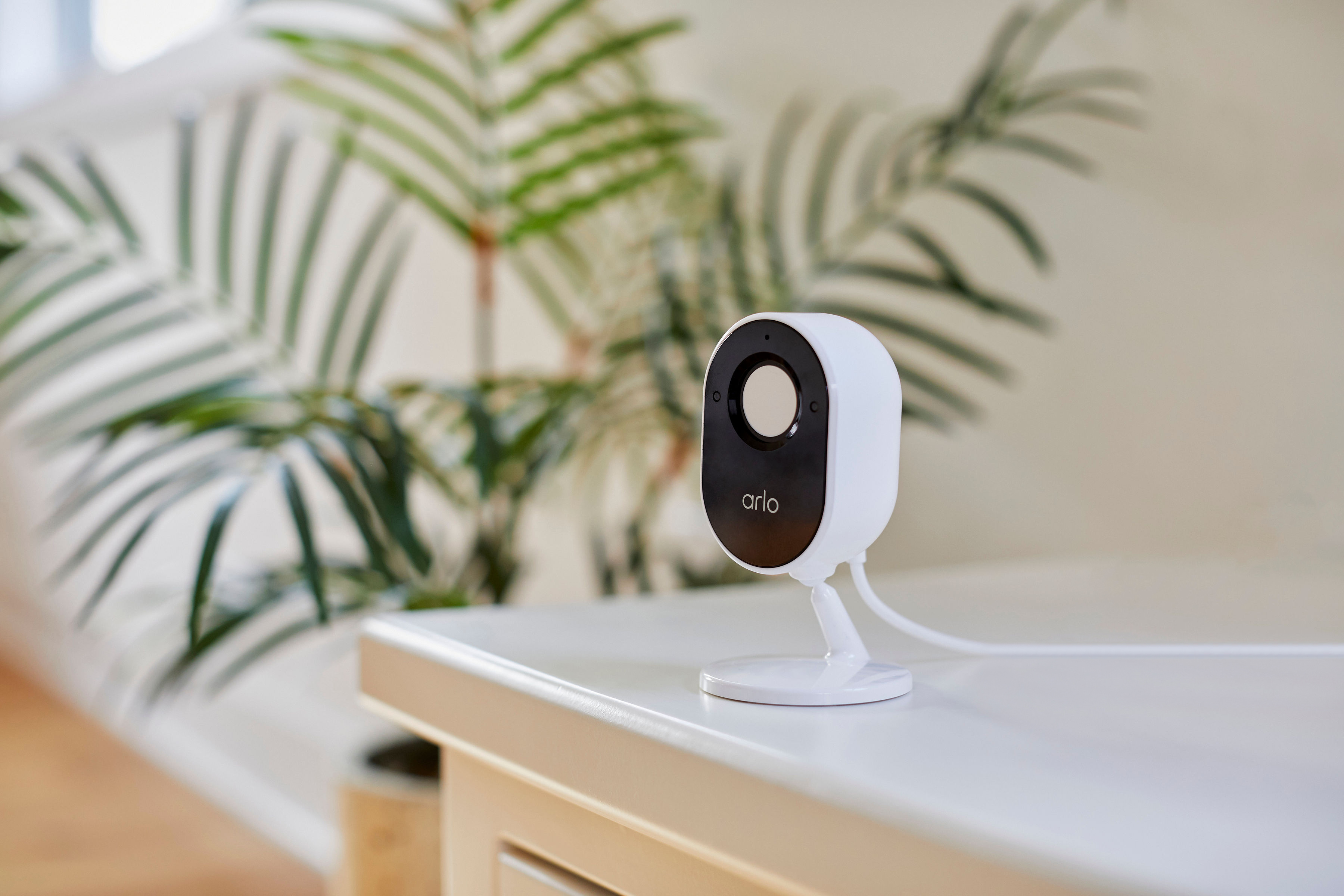 Arlo Essential Indoor : une nouvelle caméra d'intérieur qui se soucie de votre vie privée
