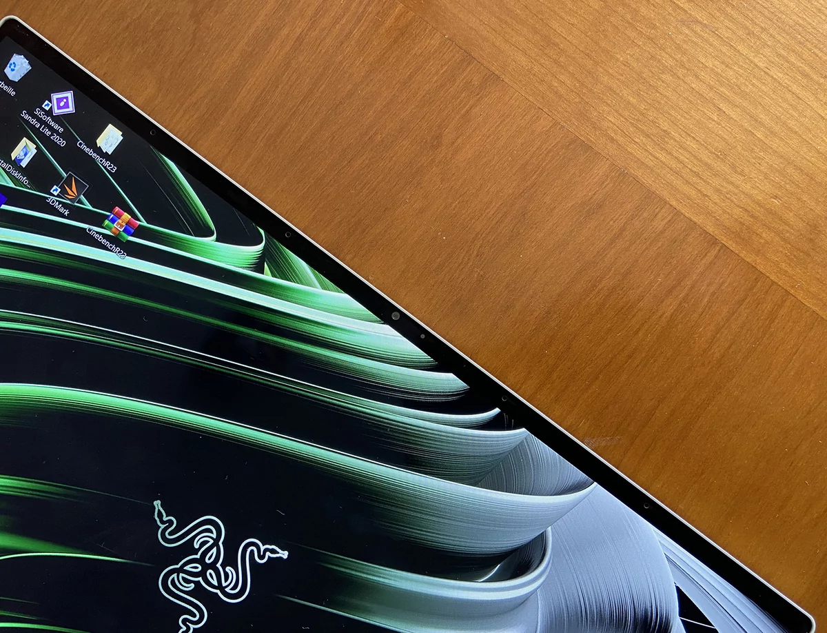 razer_book13_.micros © P-E LAURENT