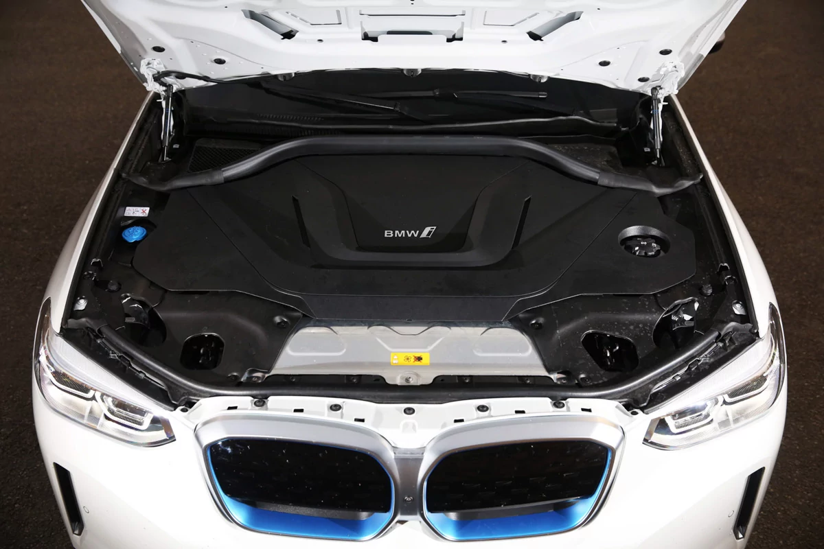 Essai BMW iX3 © Soufyane Benhammouda pour Clubic