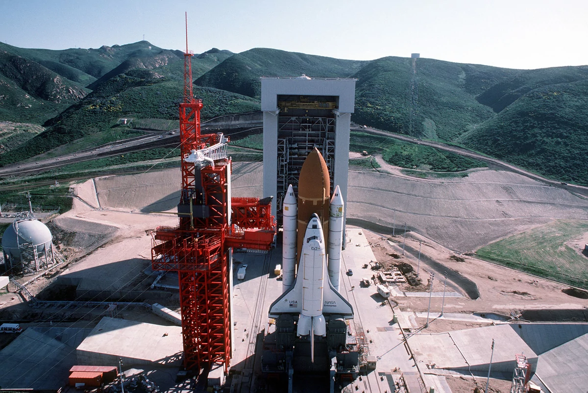 Vandenberg 3 STS Enterprise © US Air Force