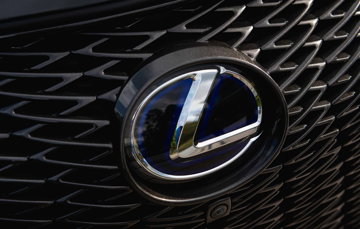 Lexus UX 250h F SPORT Executive © Jérôme Cartegini