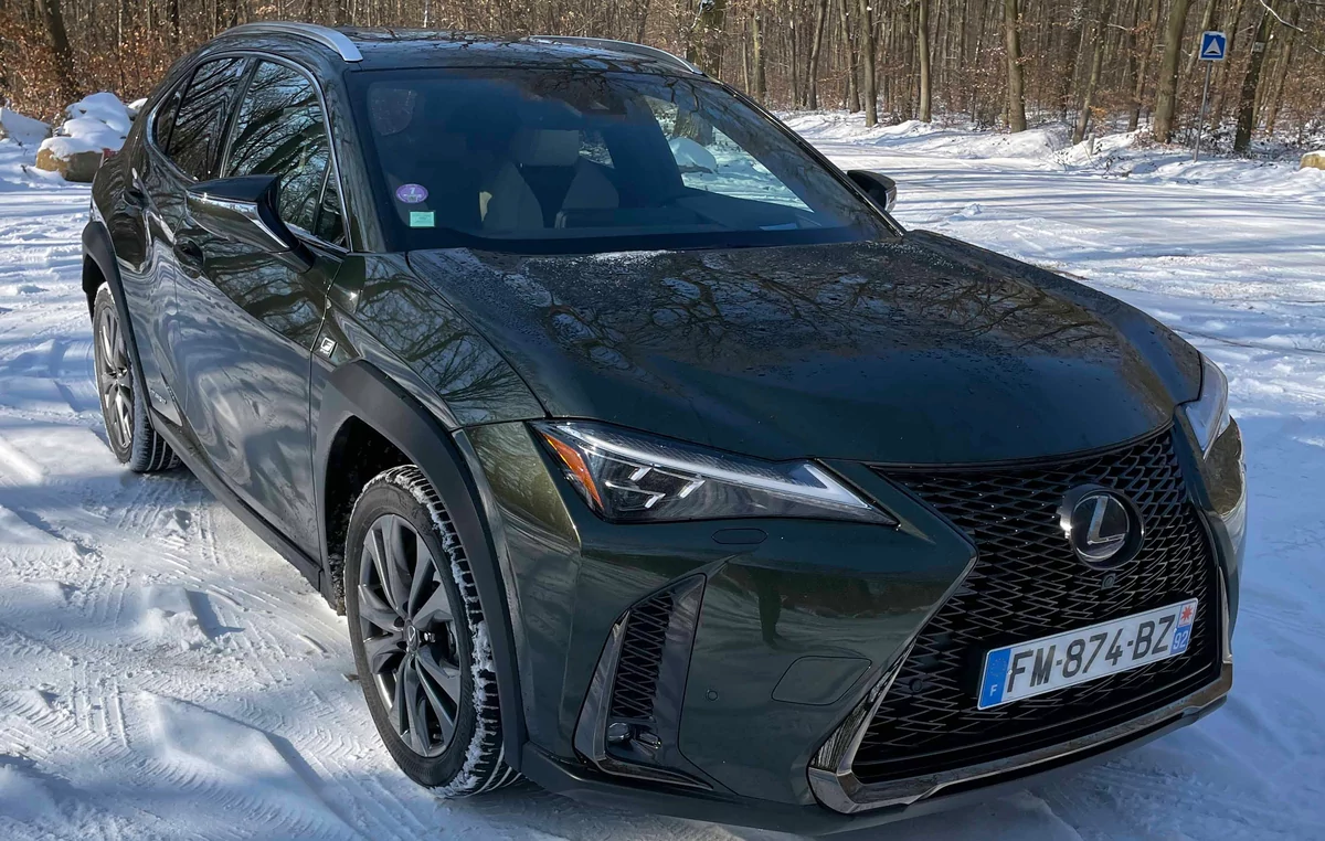 Lexus UX 250h F SPORT Executive © Jérôme Cartegini
