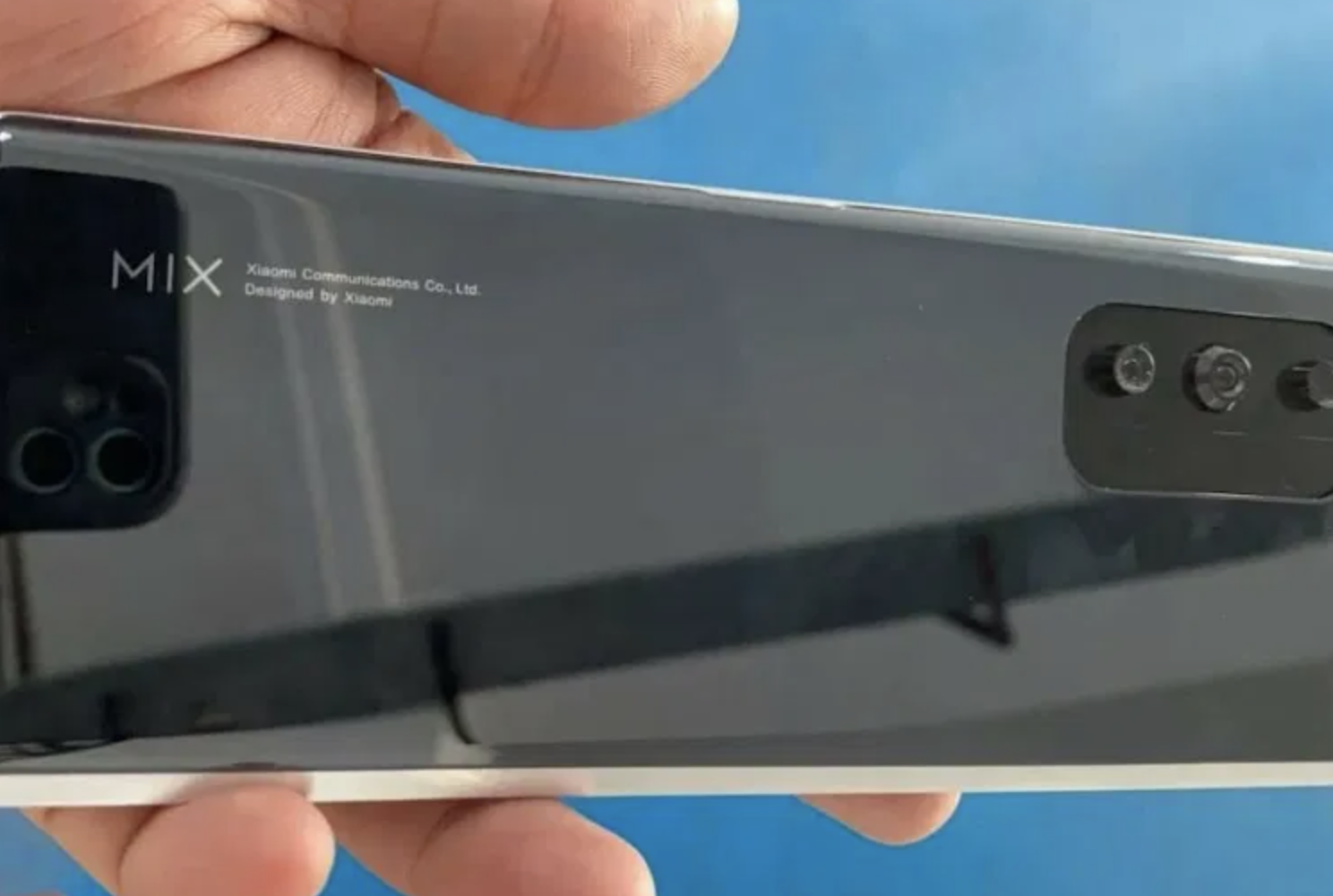 Xiaomi : un prototype du Mi Mix, le pliable de la marque, fait surface