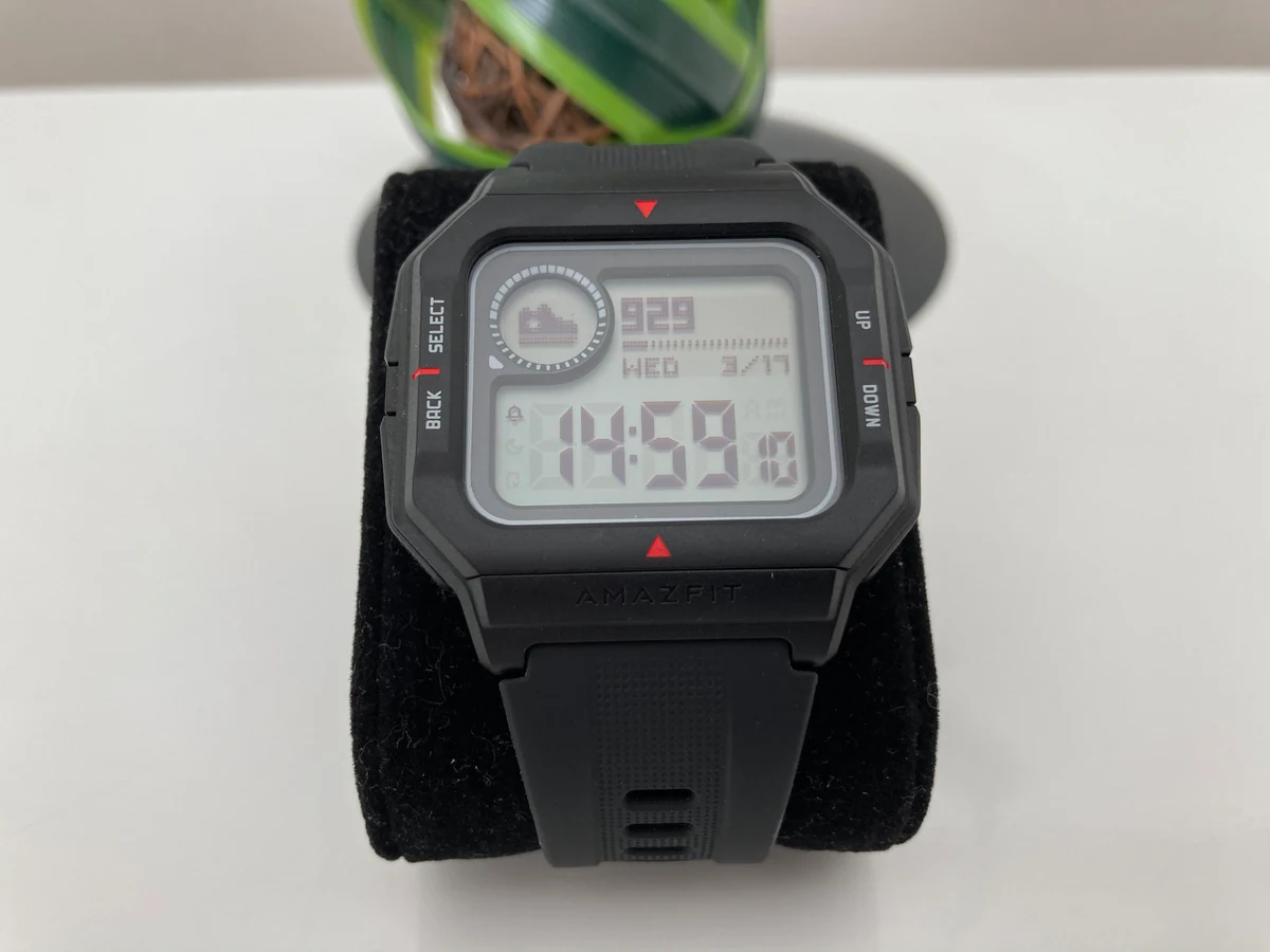 Amazfit Neo - Design © Johan Gautreau