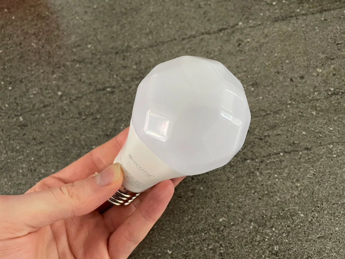 Test Nanoleaf Essentials © Mathieu Grumiaux pour Clubic