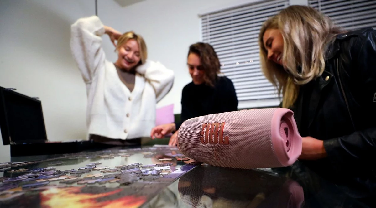 JBL Charge 5 © JBL