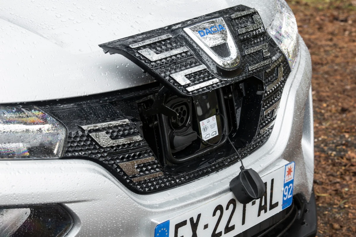 Dacia Spring © Camille Pinet pour Clubic