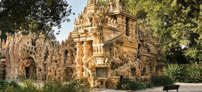 Le Palais Idéal du facteur Cheval débarque dans Google Arts & Culture