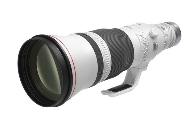 Canon RF 600 mm © Canon