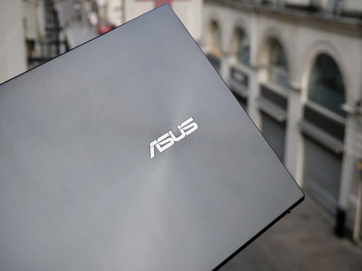 ASUS ZenBook 13 OLED-10 © © Nathan Le Gohlisse pour Clubic