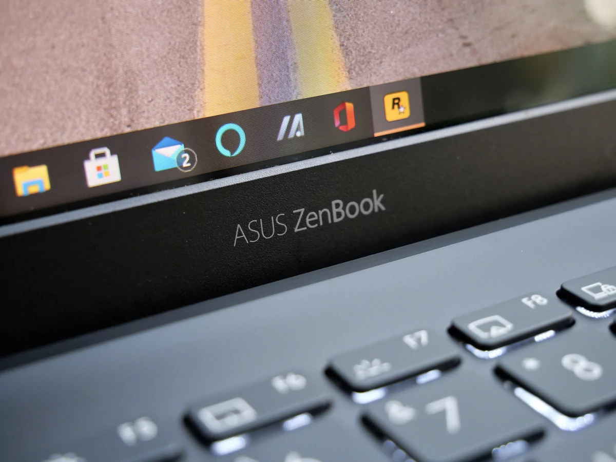 ASUS ZenBook 13 OLED-20 © © Nathan Le Gohlisse pour Clubic