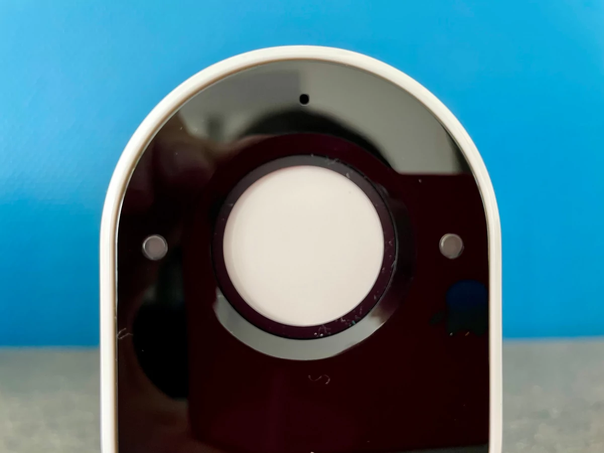 Test Arlo Essential Indoor © Mathieu Grumiaux pour Clubic
