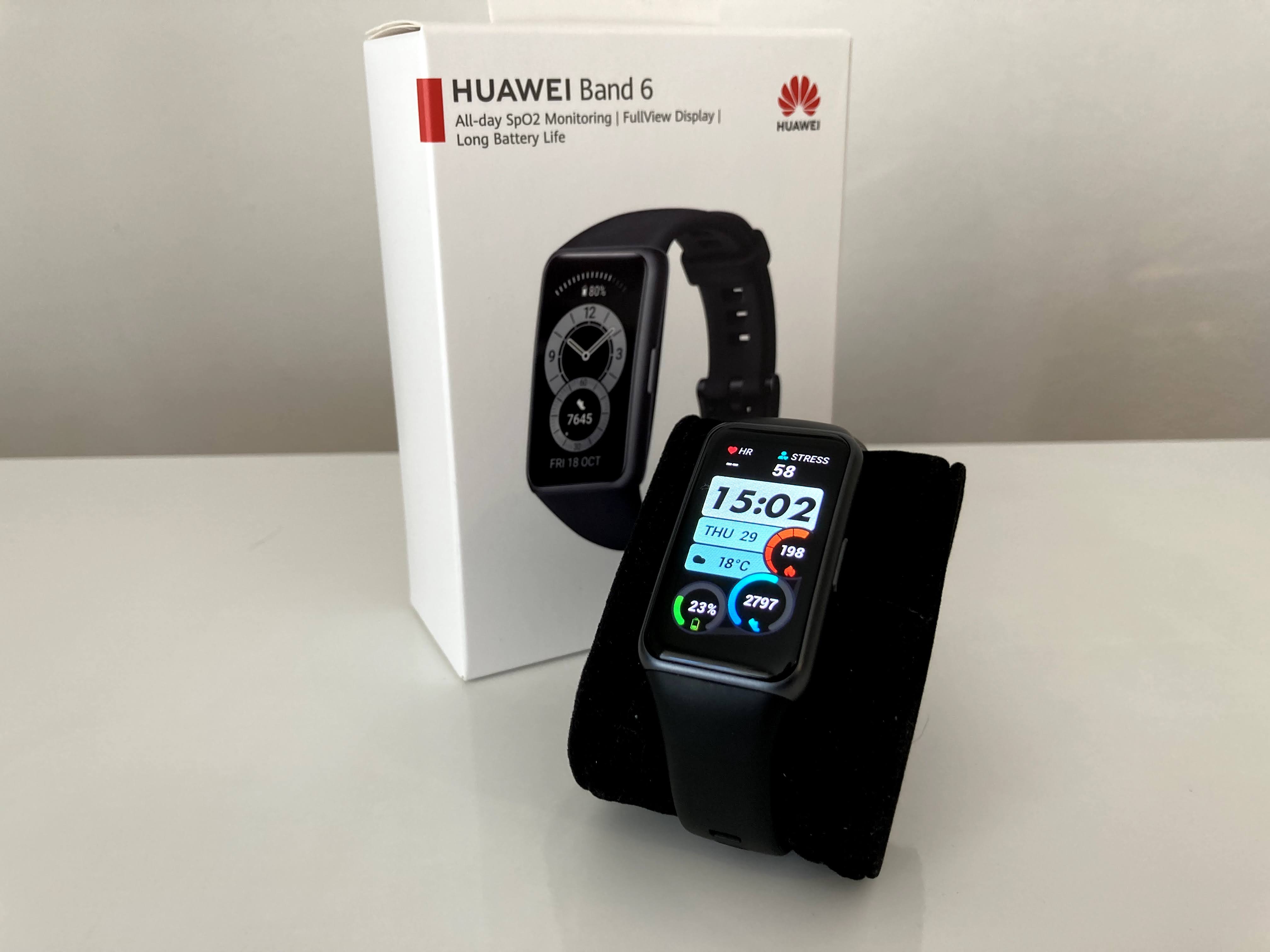 Test Huawei Band 6 : le bracelet connecté qui fait de l'ombre au Mi Band de  Xiaomi