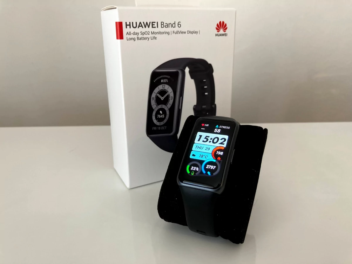 Huawei Band 6 - Design © Johan Gautreau