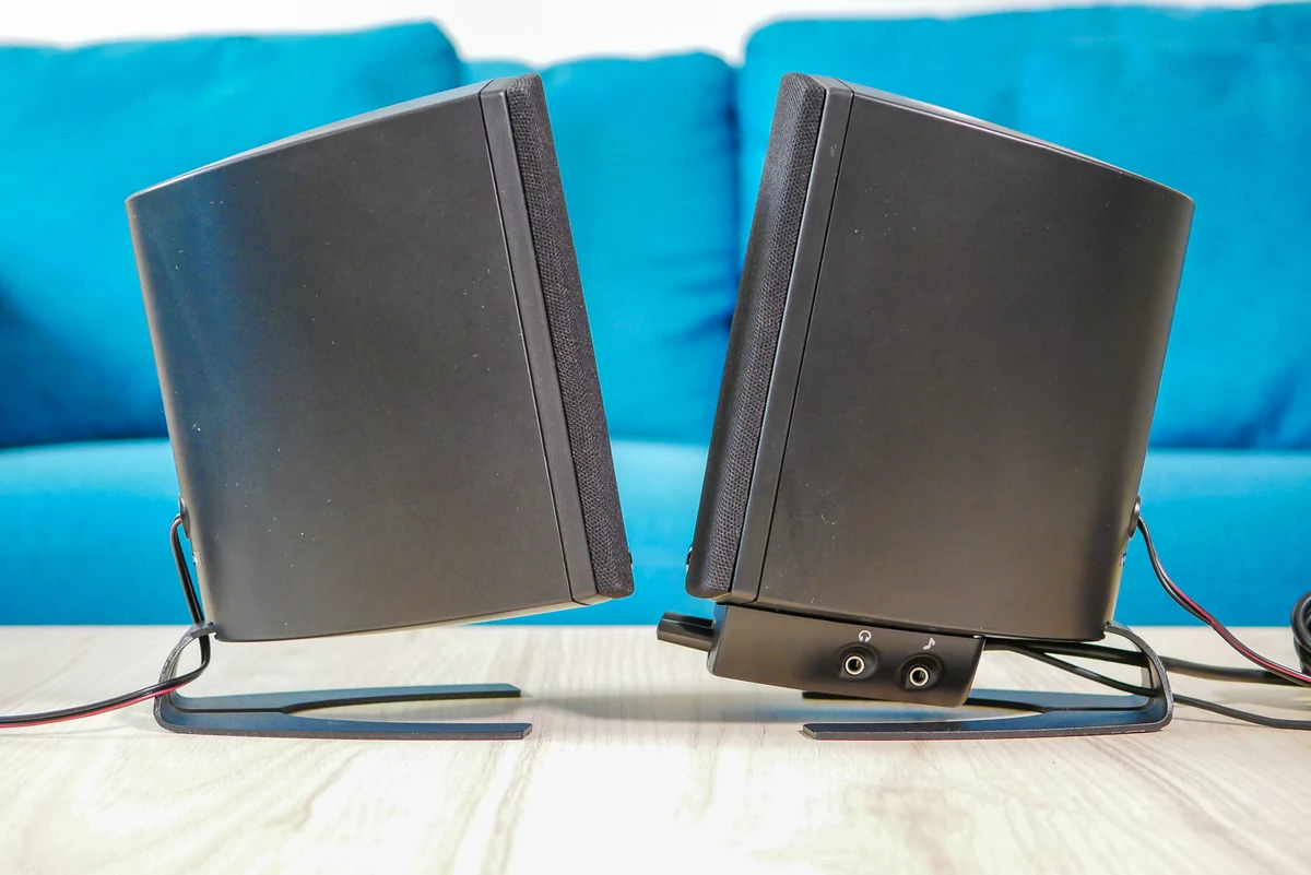 Klipsch ProMedia 2.1 BT entrées mini jack