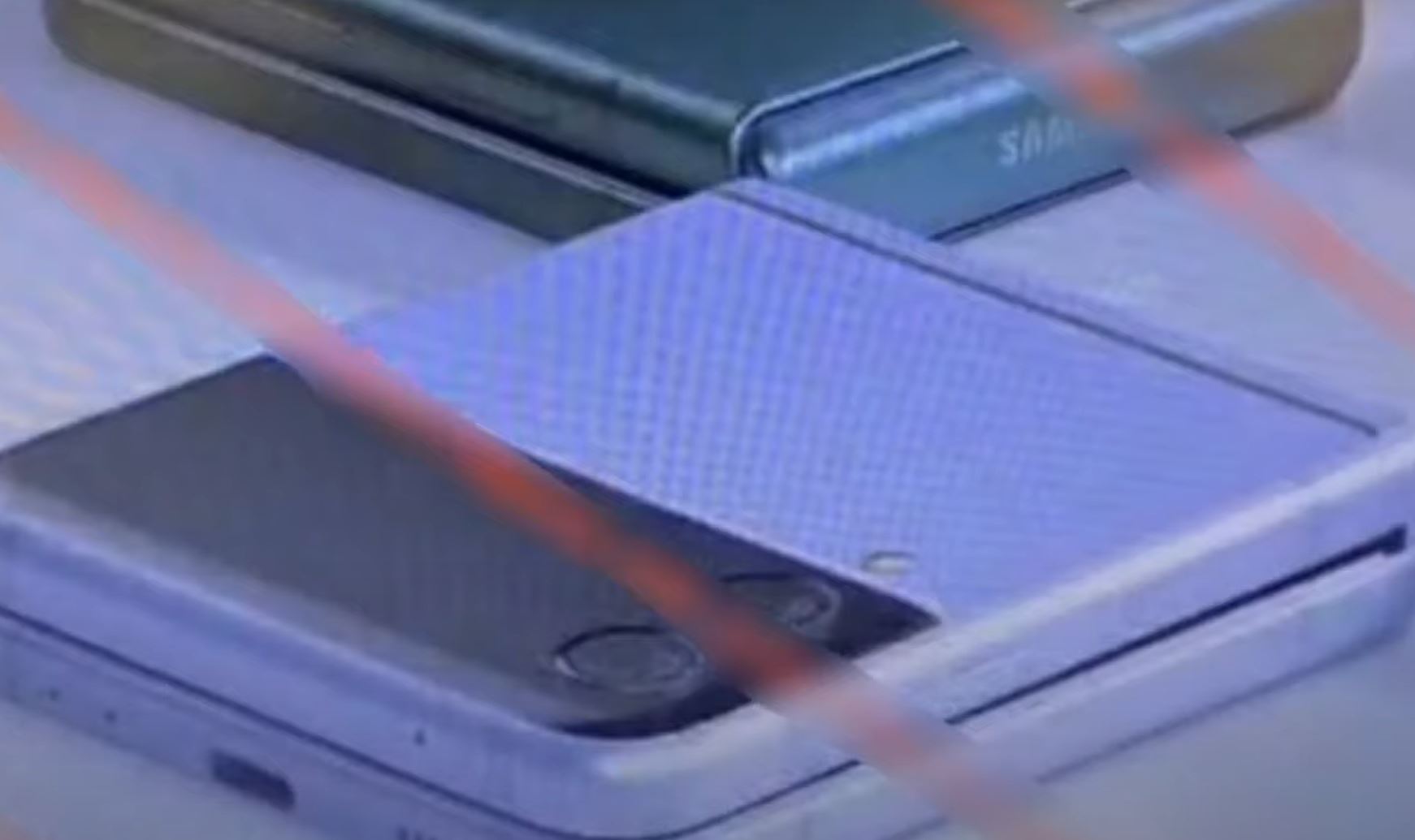 Le Samsung Galaxy Z Flip 3 fuite en vidéo et nous laisse entrevoir son design