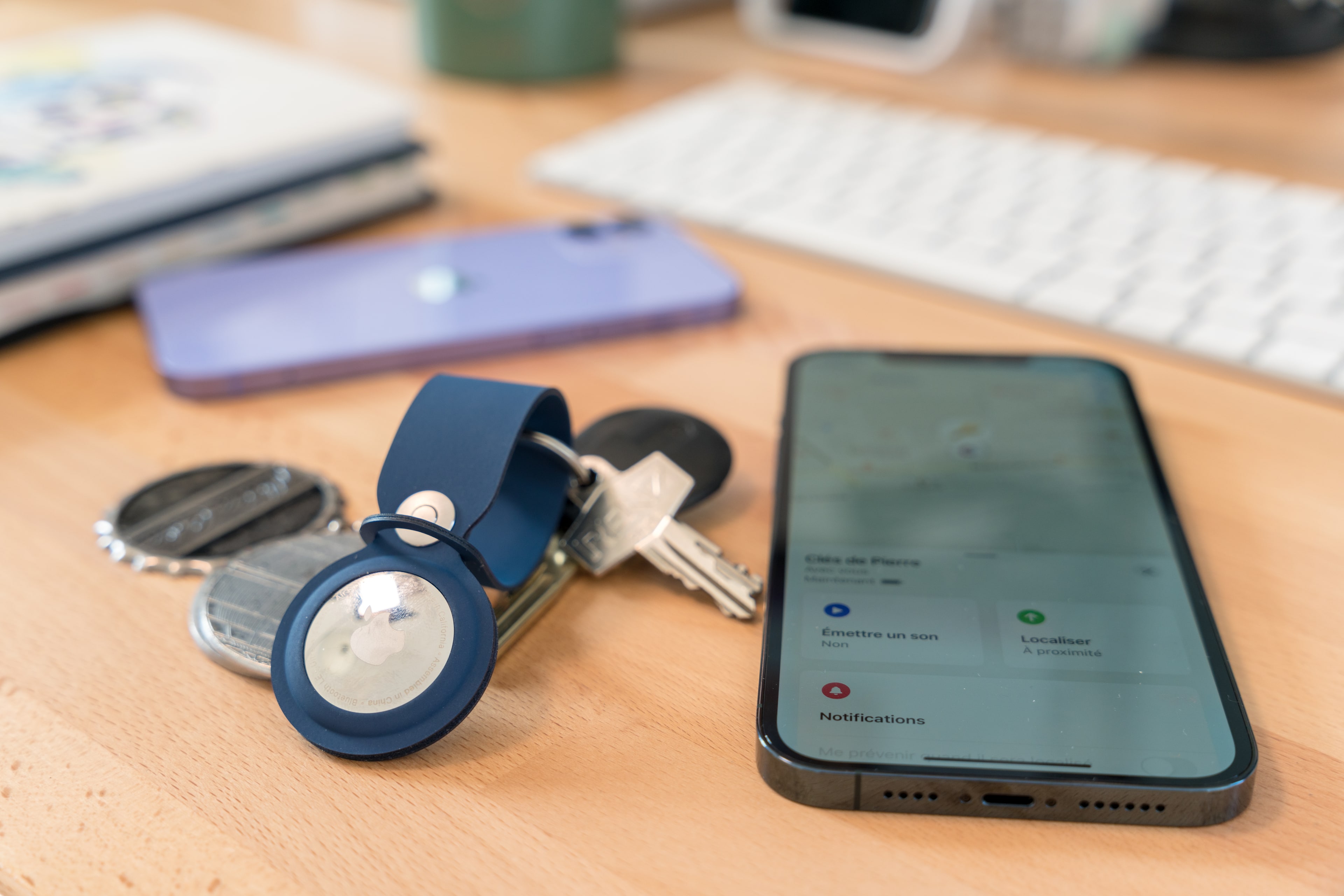 Apple lance ses AirTags, un nouvel accessoire connecté pour ne plus jamais  rien égarer