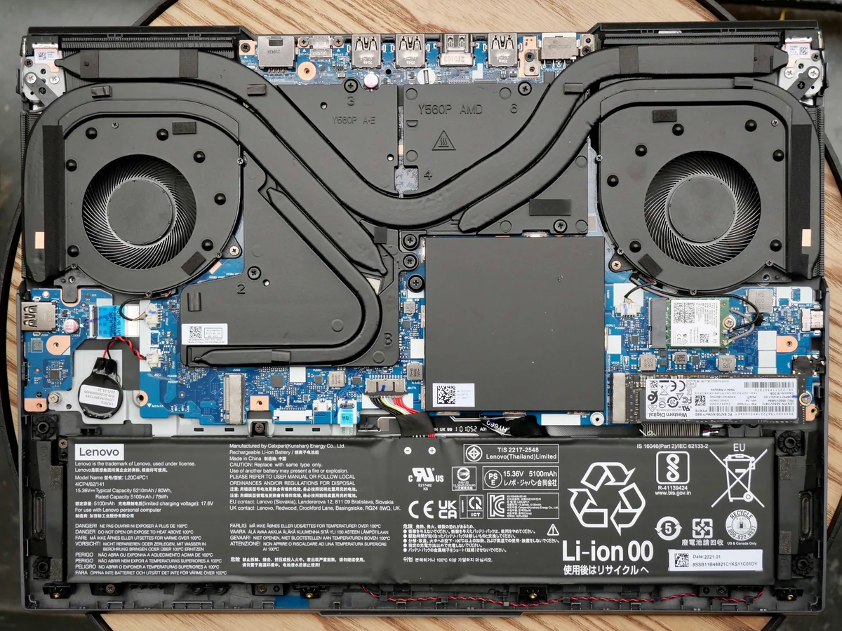 Lenovo Legion 5 Pro-3 © © Nathan Le Gohlisse pour Clubic