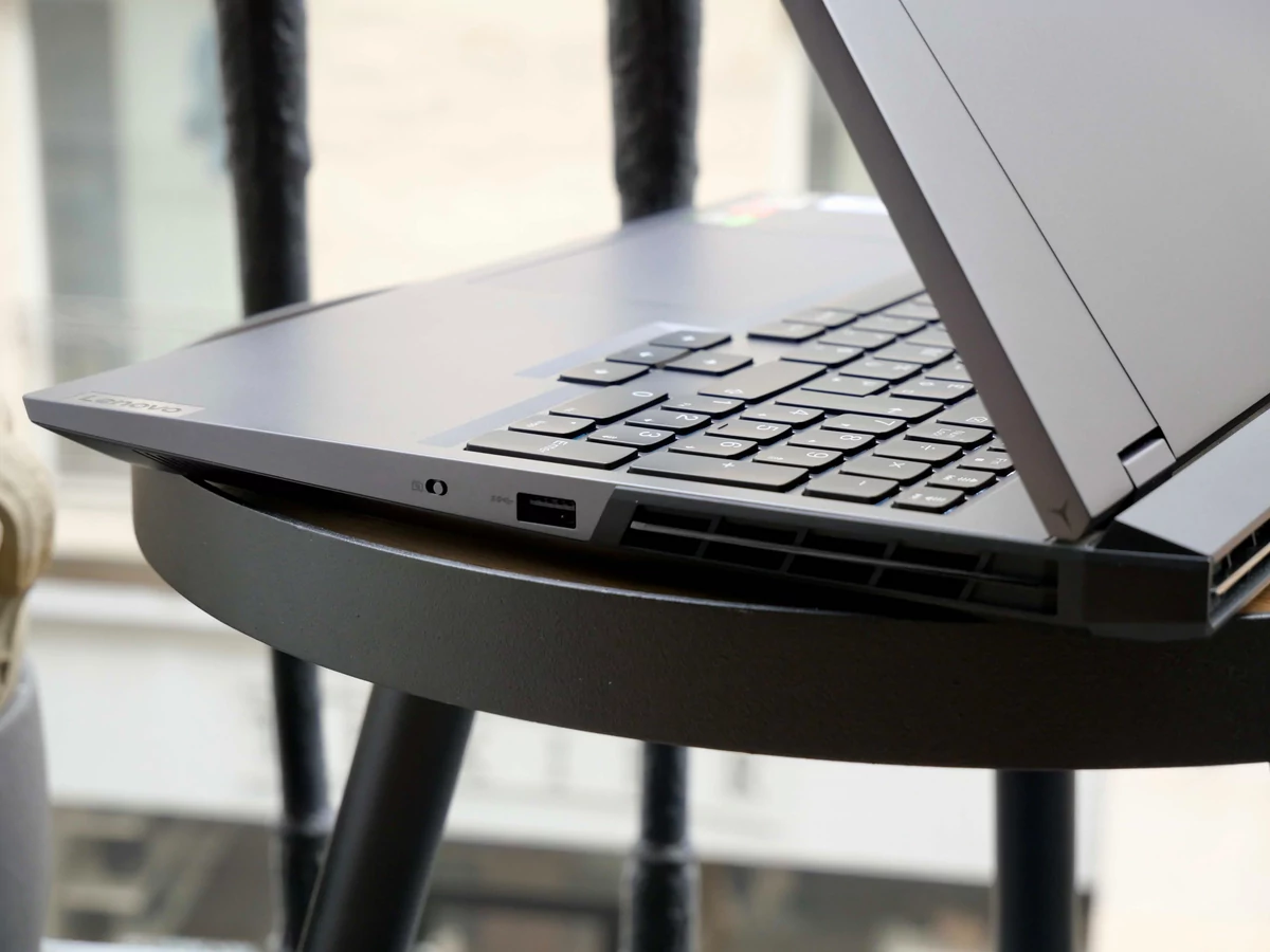 Lenovo Legion 5 Pro-8 © © Nathan Le Gohlisse pour Clubic
