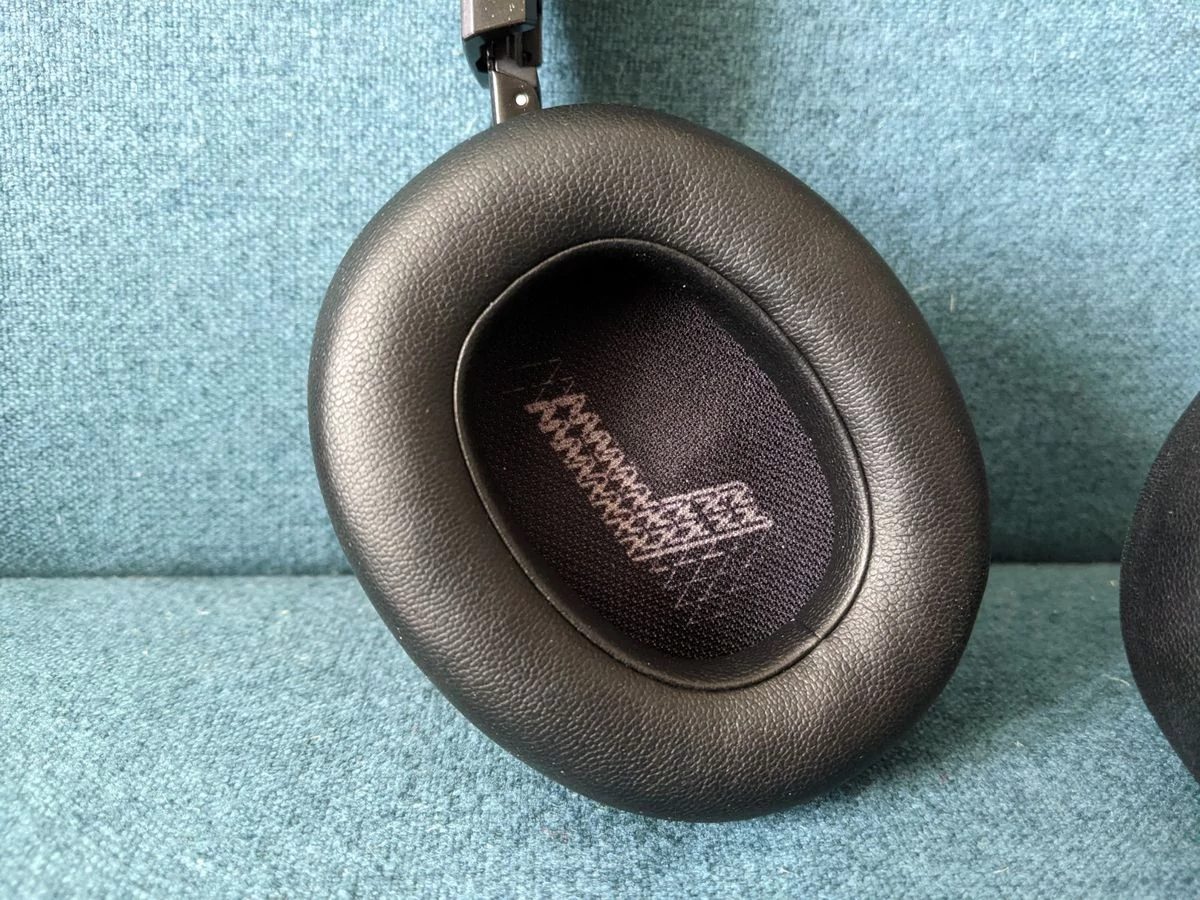 JBL Live 660NC