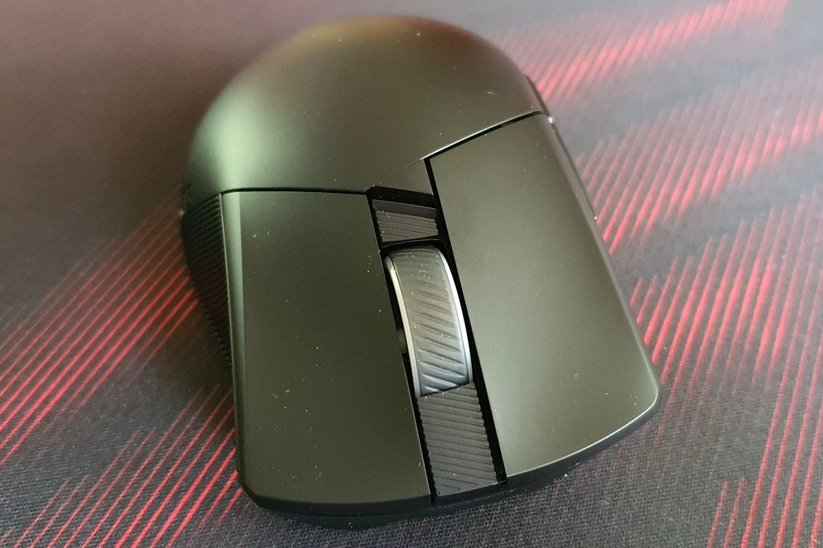 Asus ROG Gladius III Wireless © Nerces