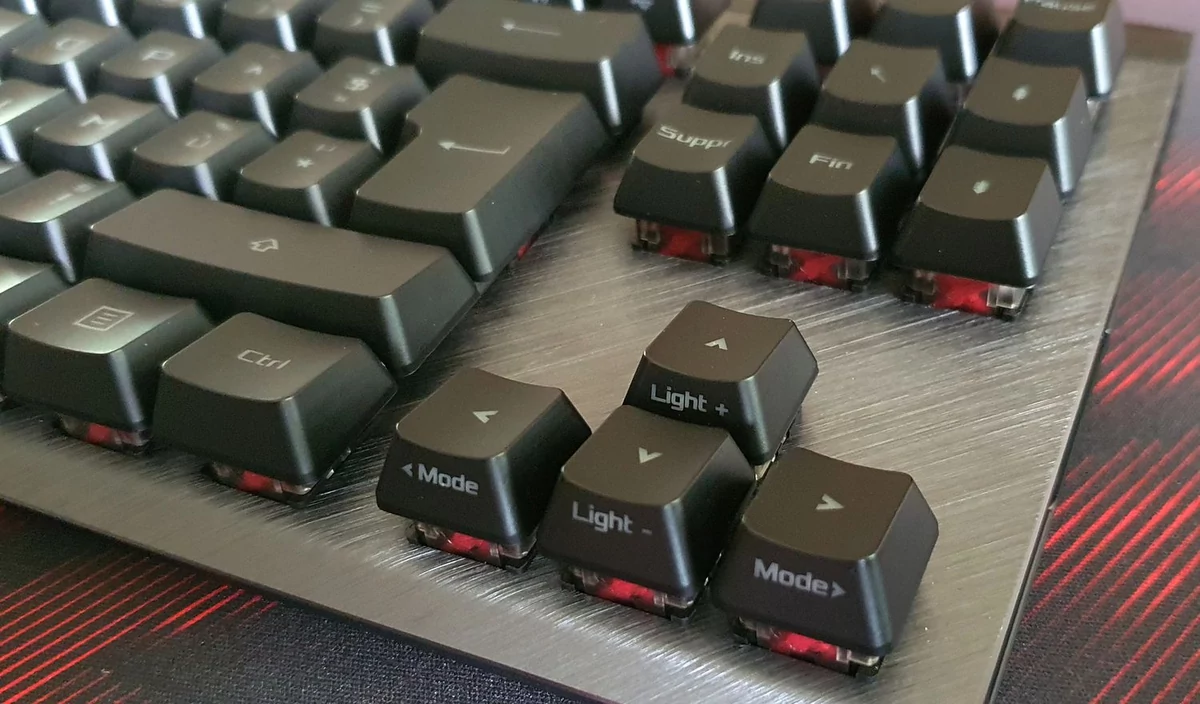 Asus ROG Claymore II © Nerces
