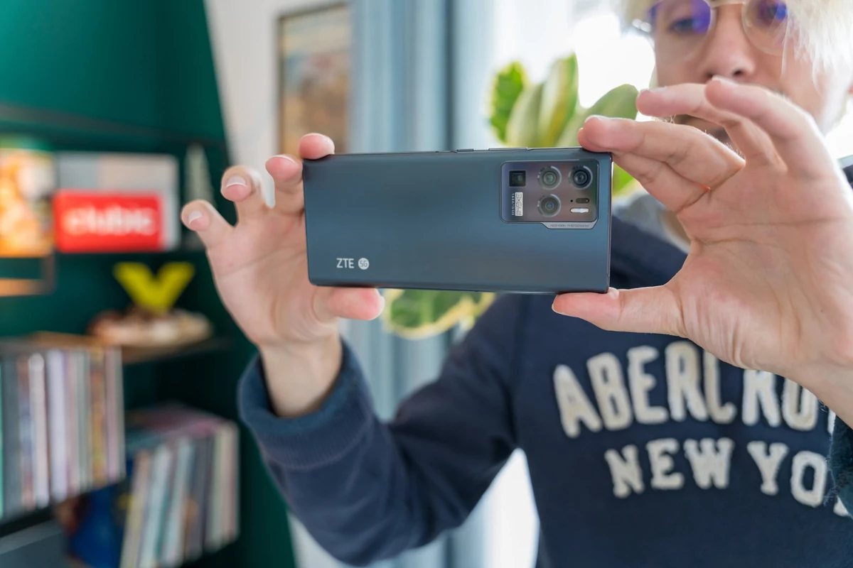 ZTE Axon 30 Ultra test © © Pierre Crochart pour Clubic
