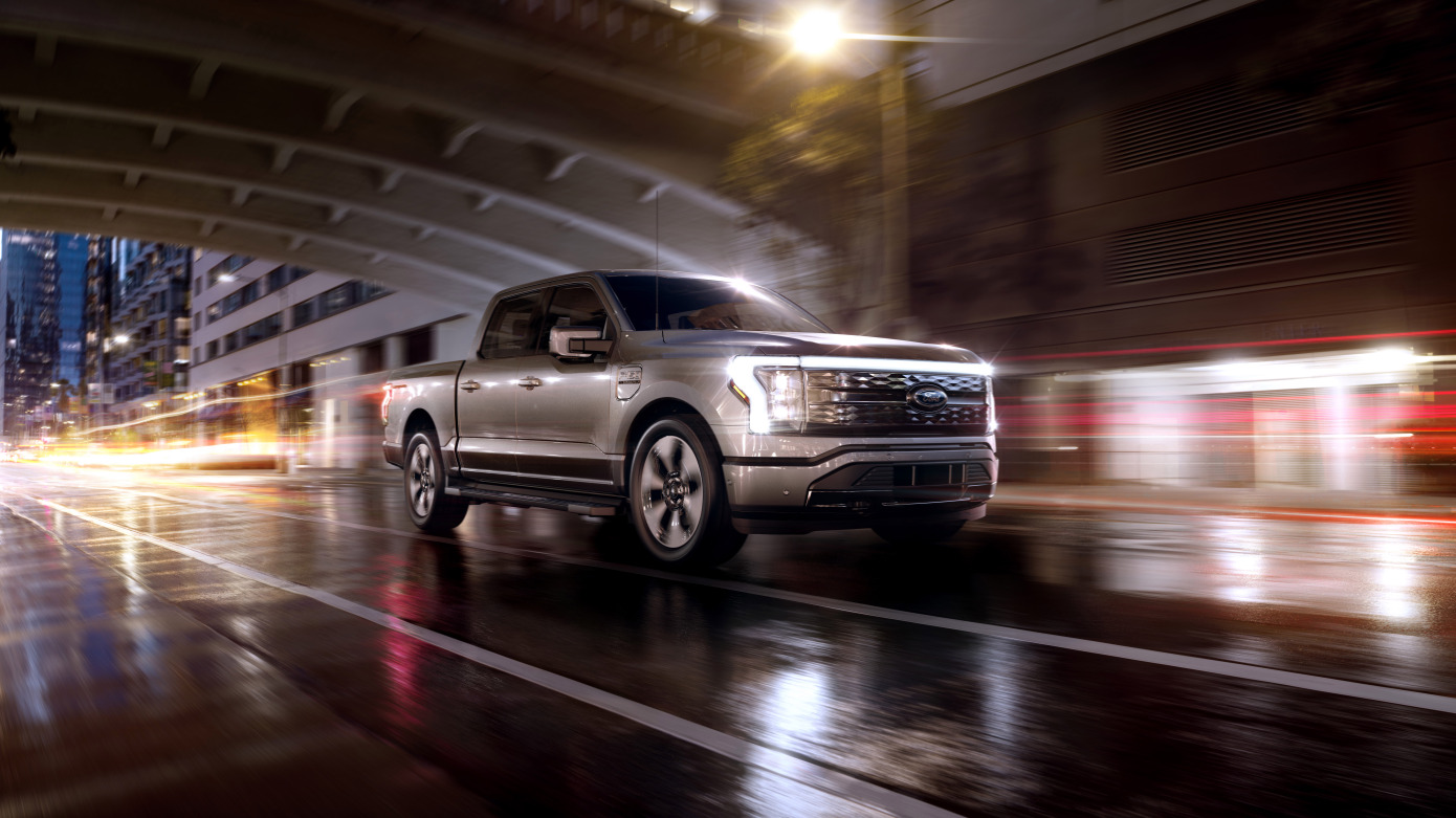 Le pick-up électrique Ford F-150 Lightning fait le plein de précommandes