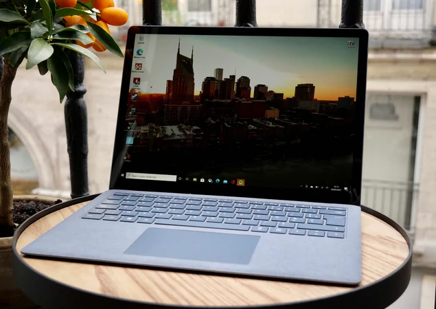 Microsoft Surface Laptop 4 13,5" - 1951