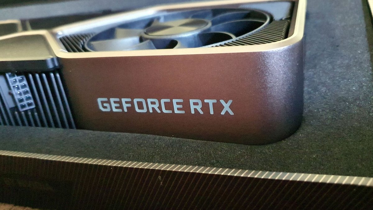 NVIDIA GeForce RTX 3080 Ti FE © Nerces