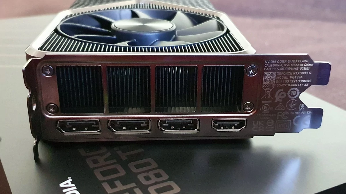 NVIDIA GeForce RTX 3080 Ti FE © Nerces