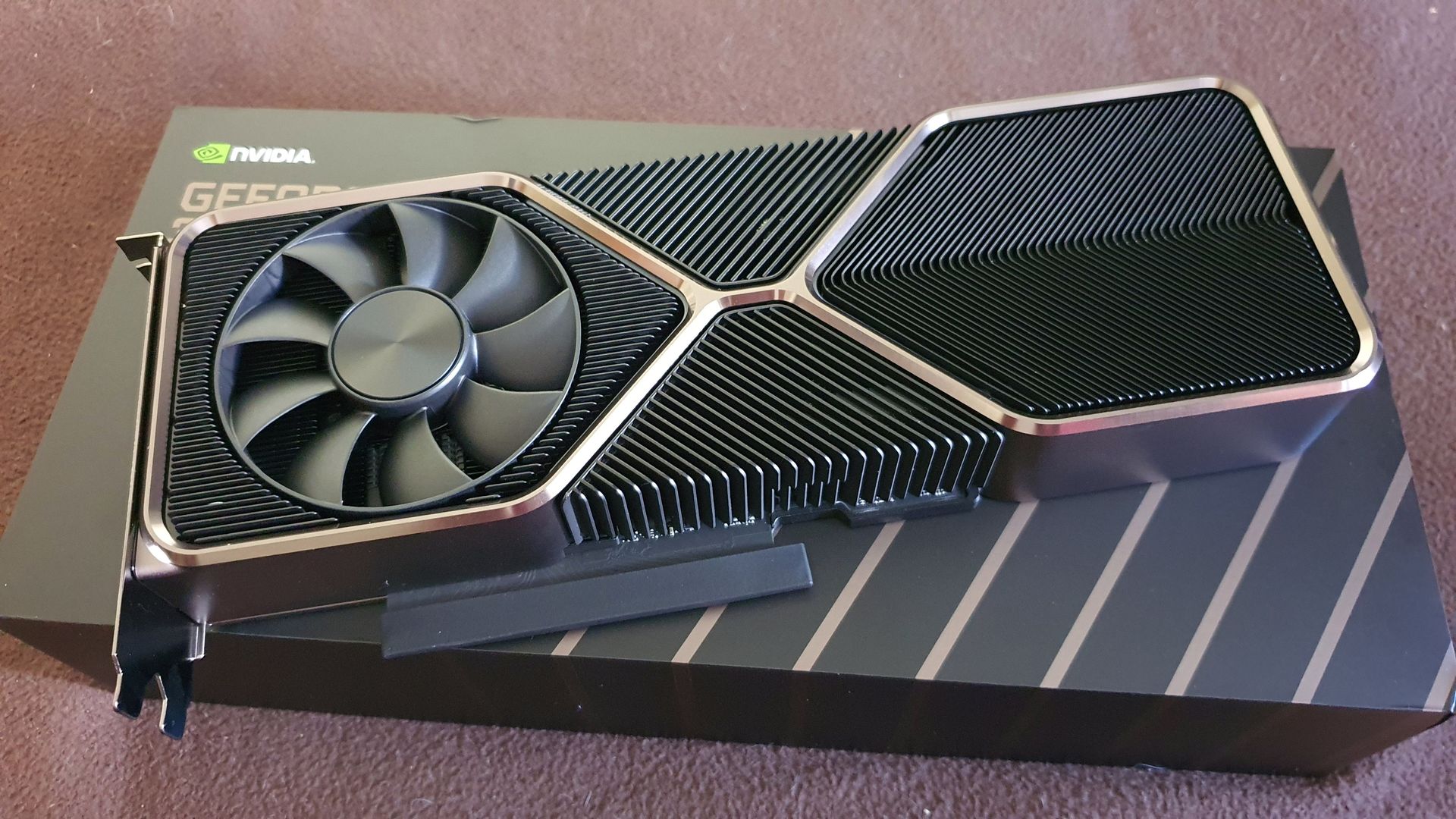 NVIDIA préparerait une GeForce RTX 3080 dotée de 12 Go de mémoire vidéo