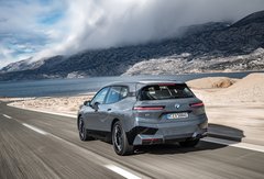 Le nouveau SUV BMW iX 100 % électrique se dévoile
