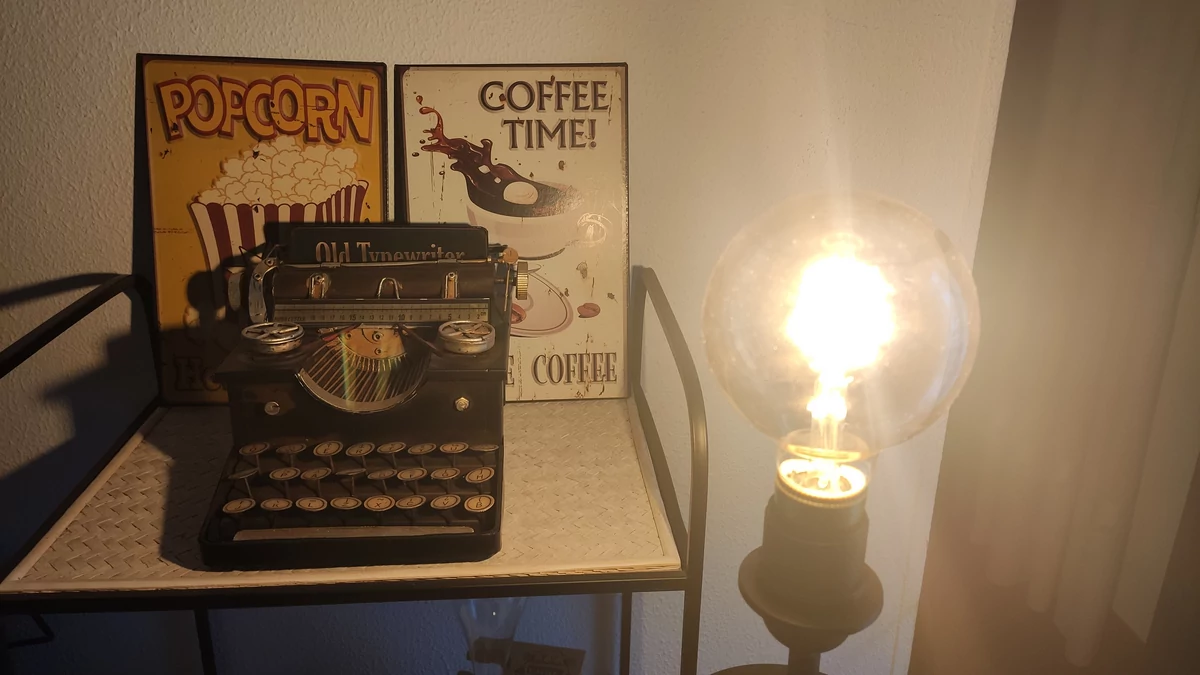 Test Innr Smart Filament Bulb © Alexandre Schmid pour Clubic