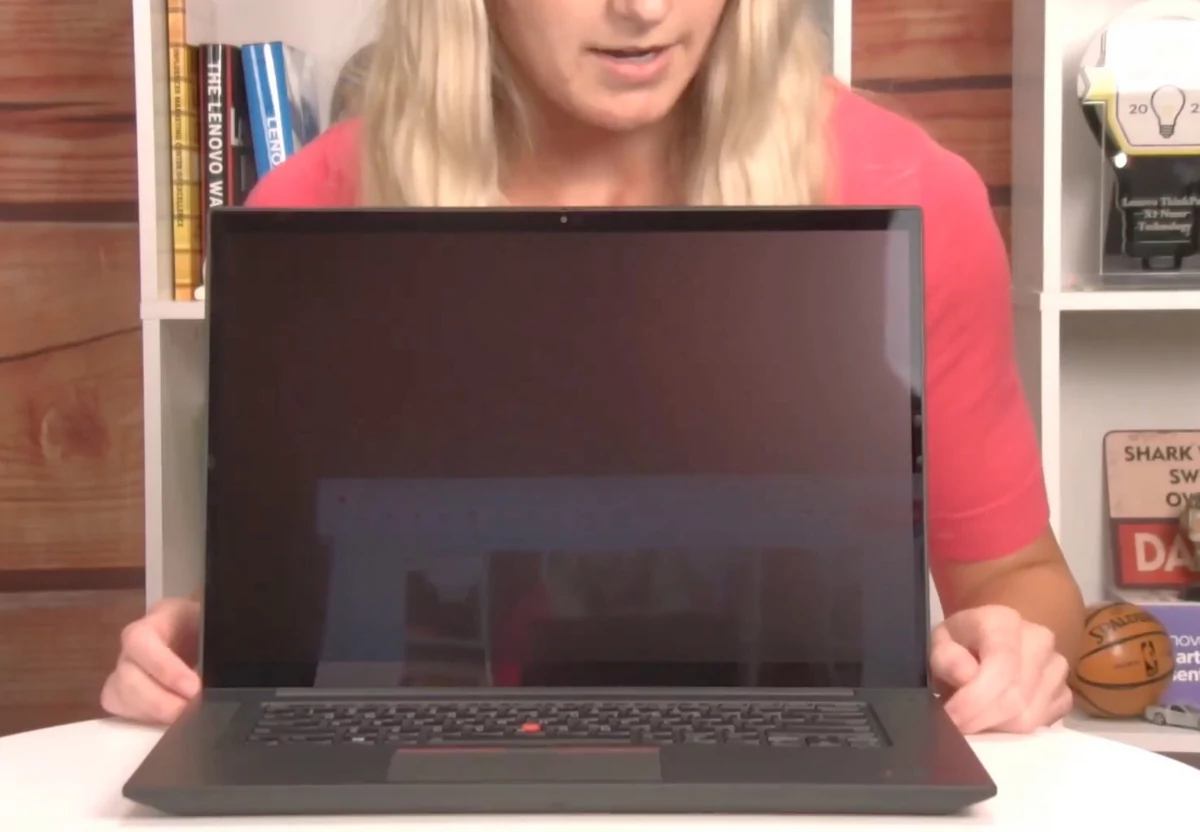 Lenovo ThinkPad-1 © © Lenovo