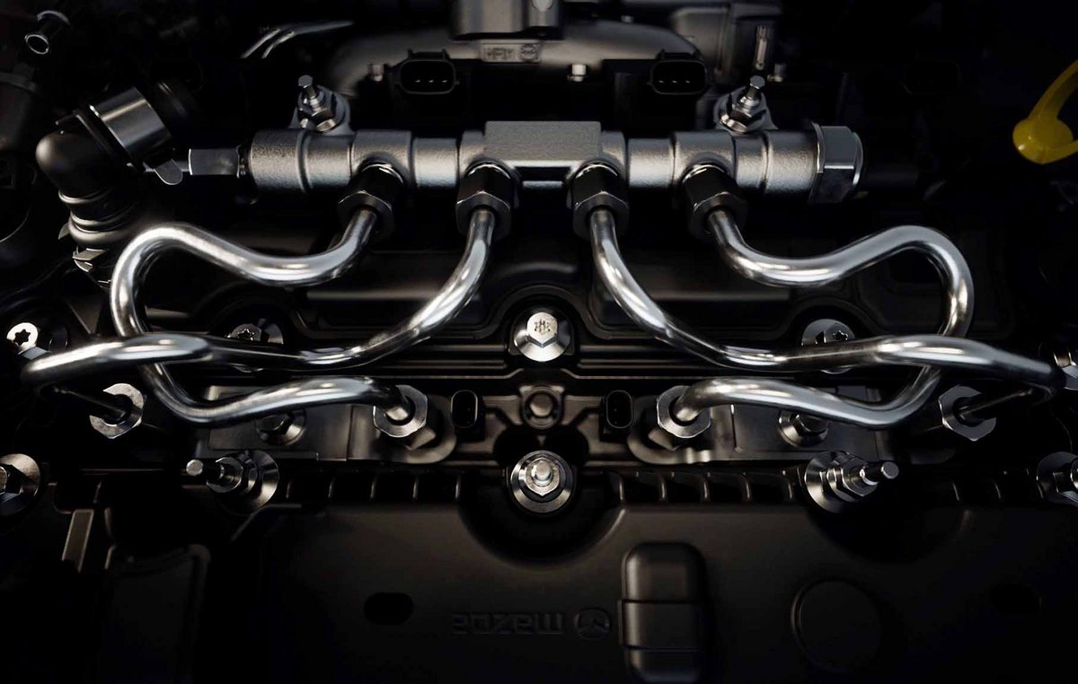 L&#039;e-Skyactiv-X utilise la technologie d’allumage par compression @Mazda pour Clubic