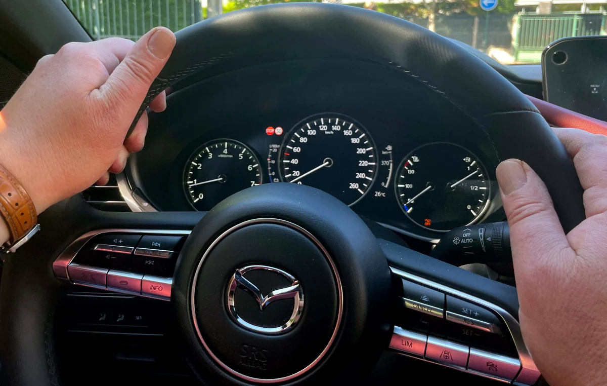 Mazda3 e-Skyactiv-X M Hybrid © Jérôme Cartegini