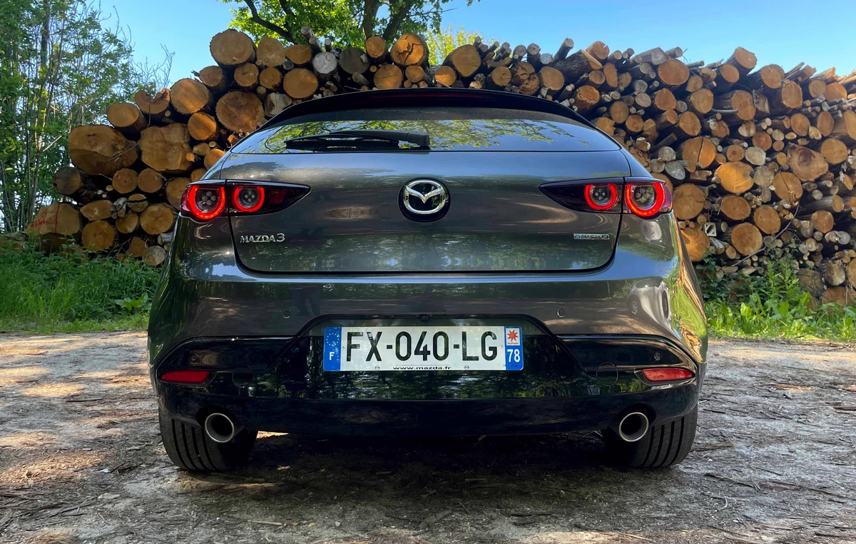 Mazda3 e-Skyactiv-X M Hybrid © Jérôme Cartegini
