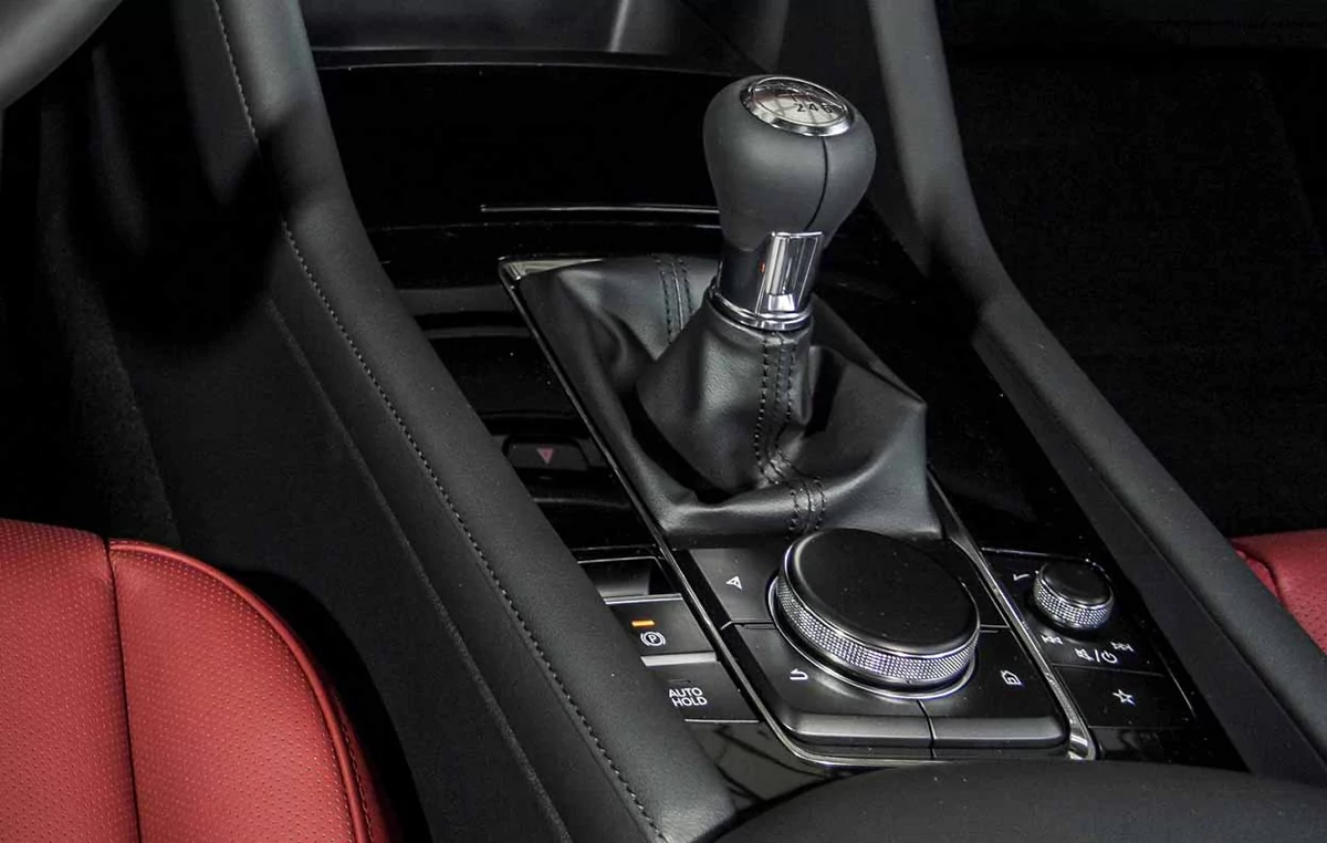 Mazda3 e-Skyactiv-X M Hybrid © Jérôme Cartegini