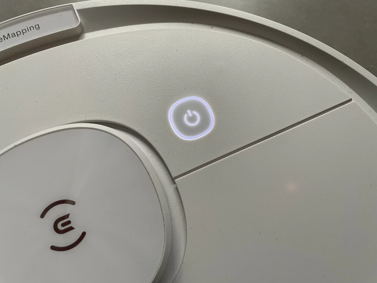 Ecovacs Deebot N8+ © Mathieu Grumiaux pour Clubic