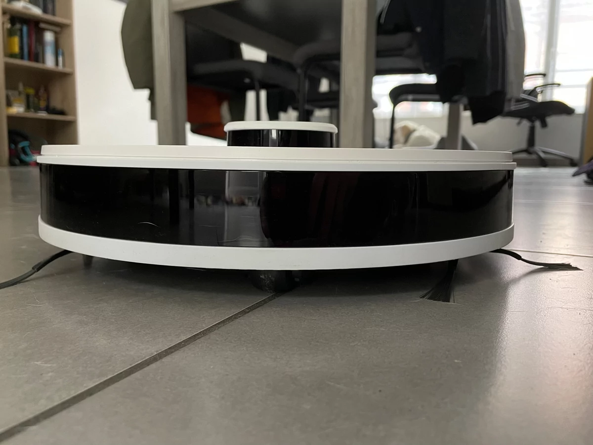 Ecovacs Deebot N8+ © Mathieu Grumiaux pour Clubic