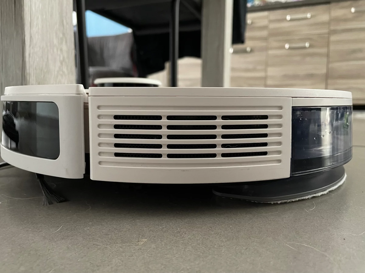 Ecovacs Deebot N8+ © Mathieu Grumiaux pour Clubic